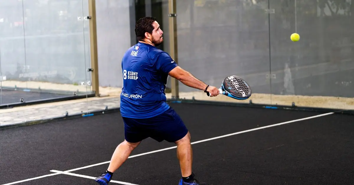 Les meilleures techniques pour exceller au padel
